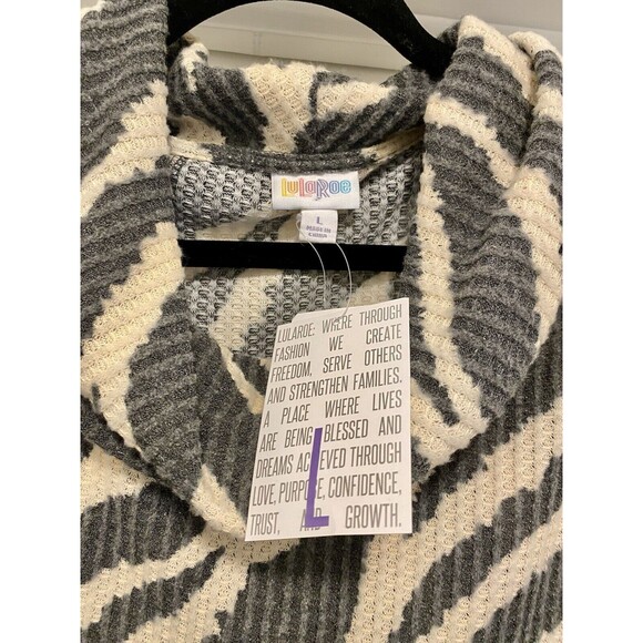 NWT LuLaRoe Kristen Sweater SZ Large Pullover Cowl Neck Zebra Print Waffle Knit - Picture 2 of 8
